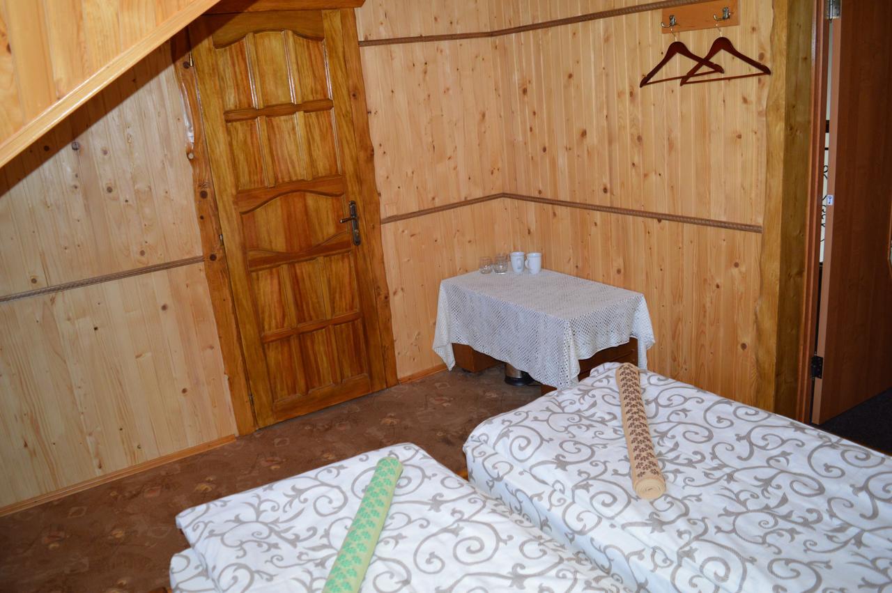 Guest House Mansarda Yaremche Exterior foto