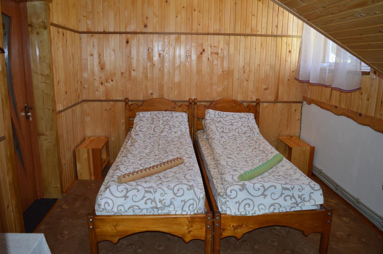 Guest House Mansarda Yaremche Exterior foto