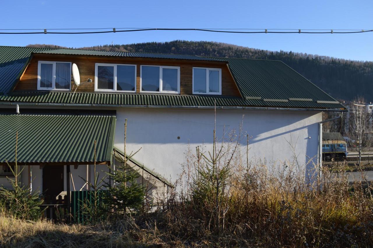 Guest House Mansarda Yaremche Exterior foto